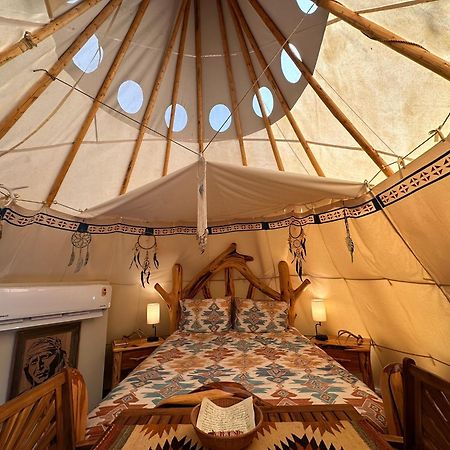 Bandera Stronghold - Cochise Tipi Экстерьер фото